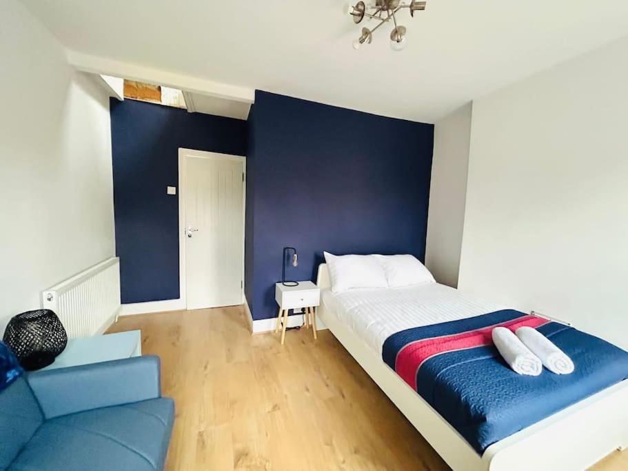 ロンドンElegant House In Stratfordアパートメント エクステリア 写真